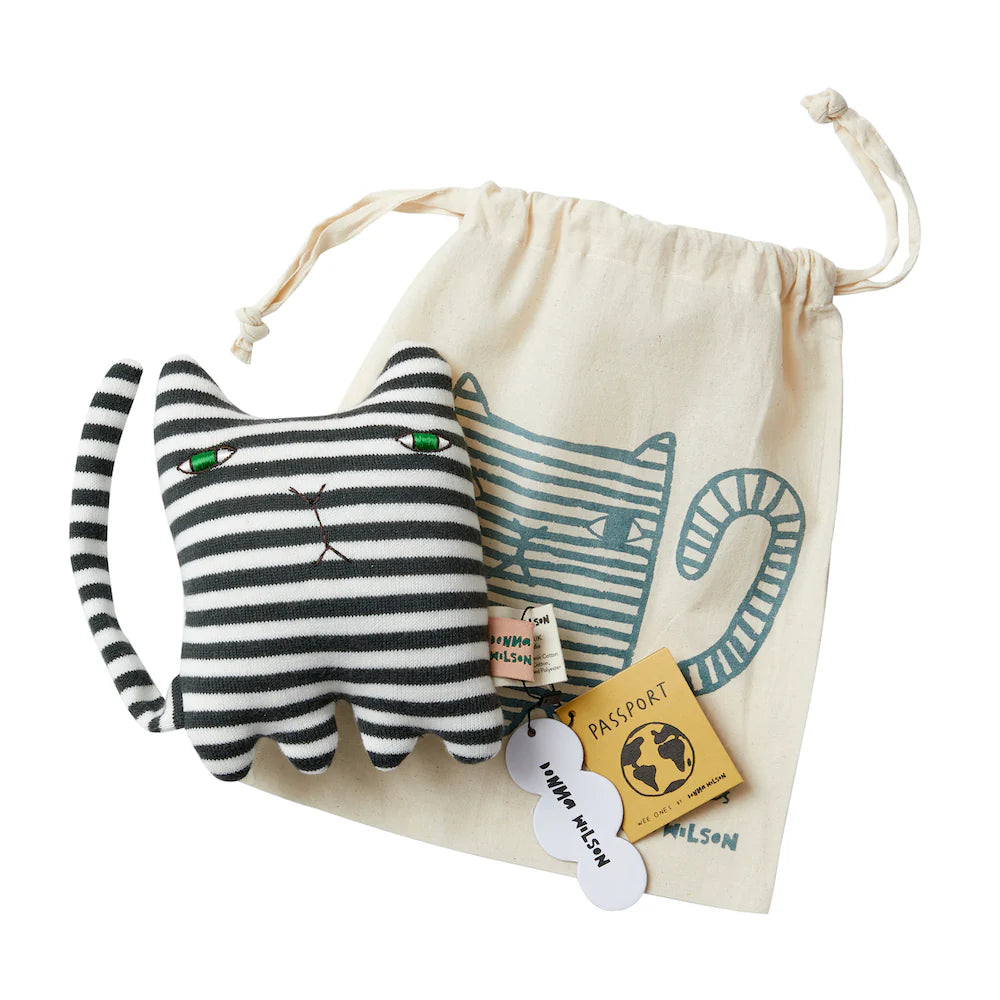 Mono Kitten toy with its drawstring cotton bag