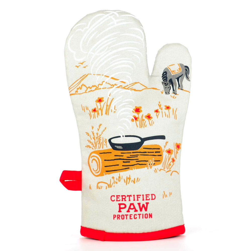 Back of the Boss Kitty oven mitt with a frying pan on a log: Certified paw protection