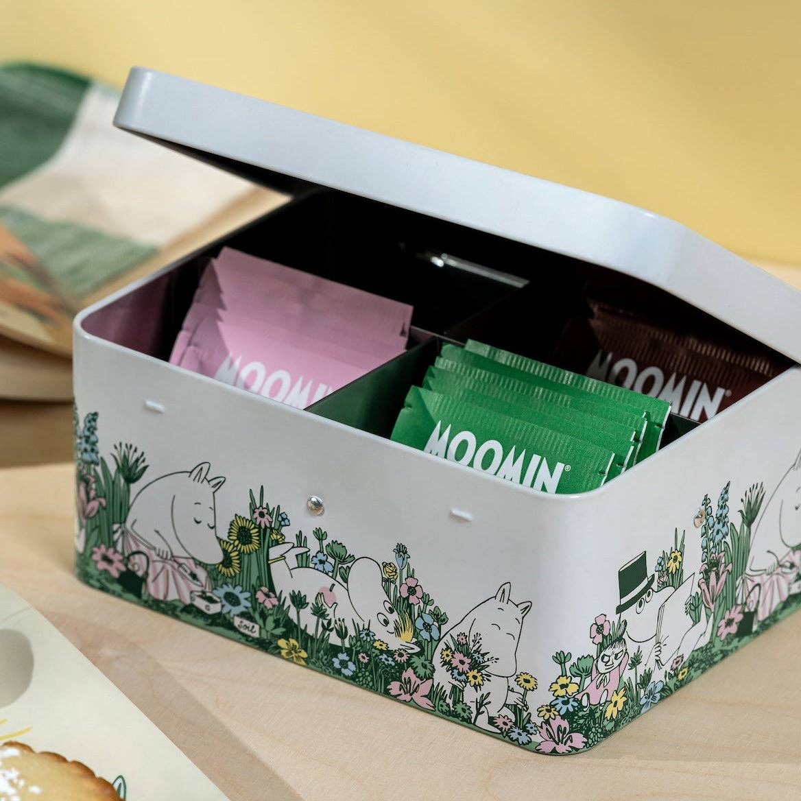 Muurla Moomin In The Garden Tea Tin Box