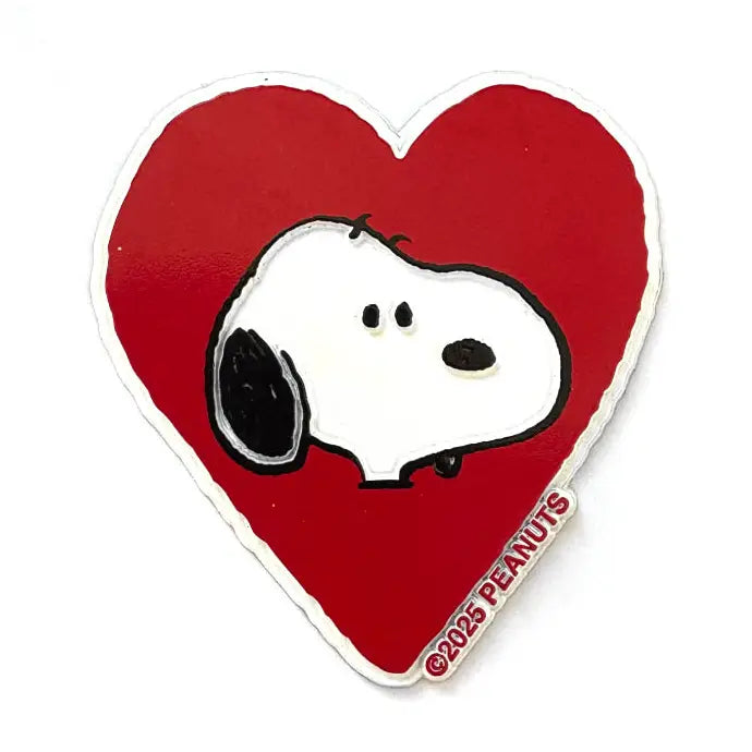 Red heart-shaped Snoopy magnet showing Snoopy's face