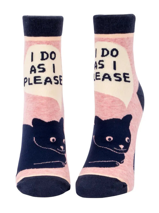 Pink and navy ankle socks with a black cat: I do as I please