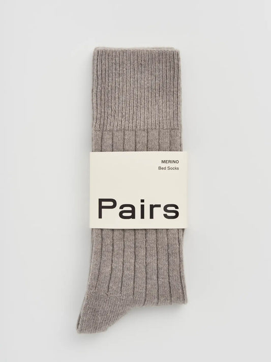 Pairs merino bed socks in grey, large, ribbed, with a Pairs paper band