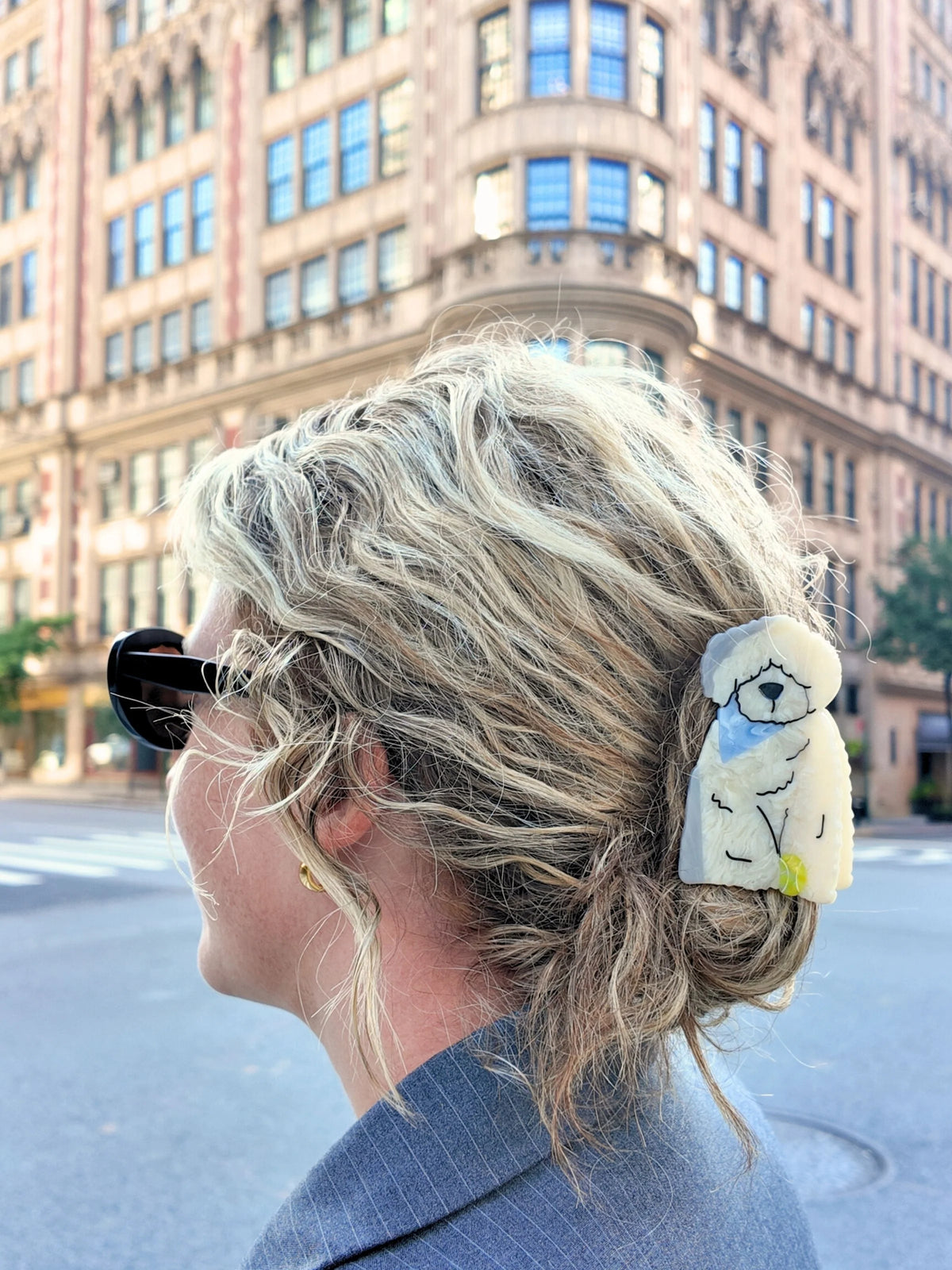 Sheepdog claw clip in messy blonde hair