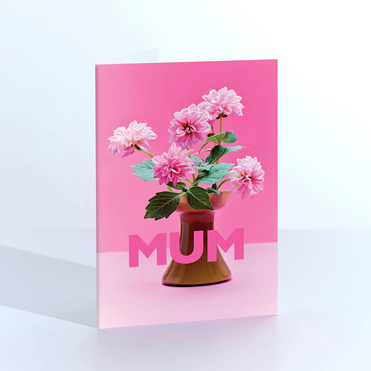 Ornament card: pink dahlias in a brown vase, with 'Mum' on pink