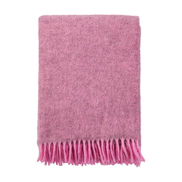 Klippan brushed Gotland and lambswool throw in pink with fringed ends