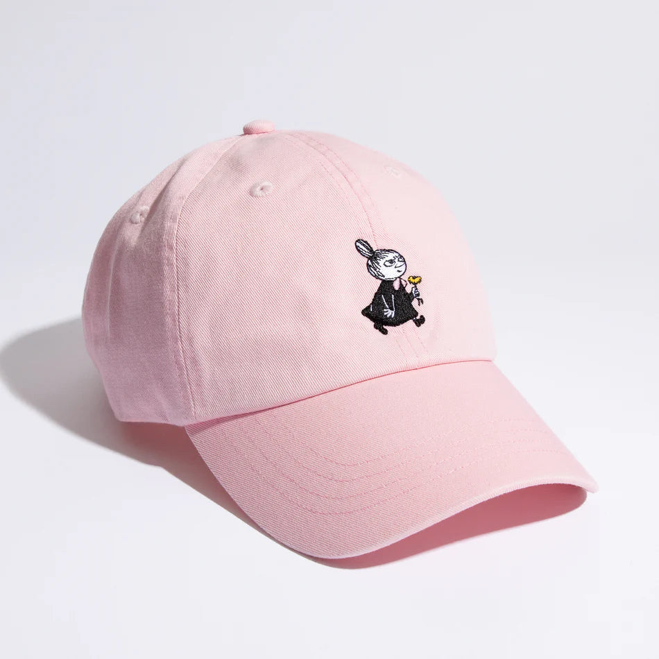 Pink baseball cap with an embroidered Little My holding a flower