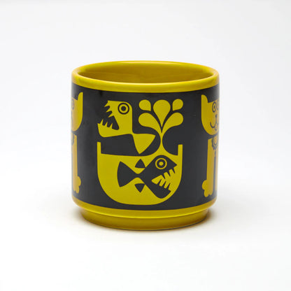 Other side of the mug showing the piranha