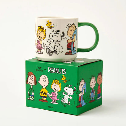 Friends Forever mug on its green Peanuts gift box