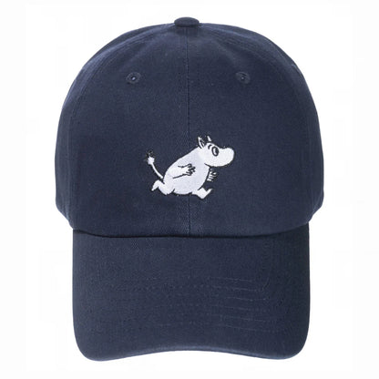 Navy baseball cap with an embroidered Moomintroll running