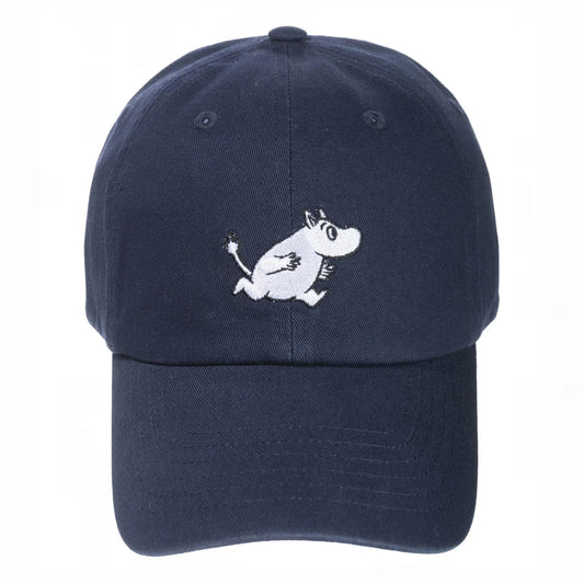 Navy baseball cap with an embroidered Moomintroll running