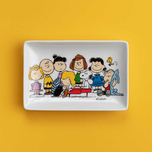 Rectangular trinket tray with the Peanuts gang on a yellow background