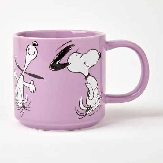 Peanuts Happy Dance mug in lilac with Snoopy dancing