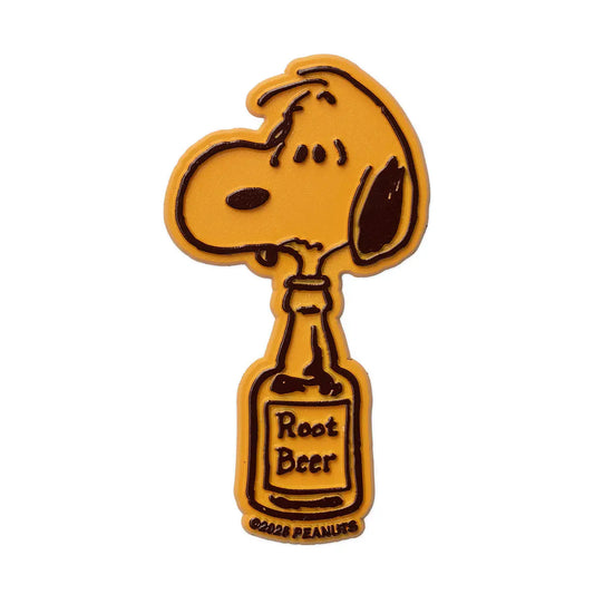 Snoopy magnet: Snoopy drinking from a bottle of root beer, in orange