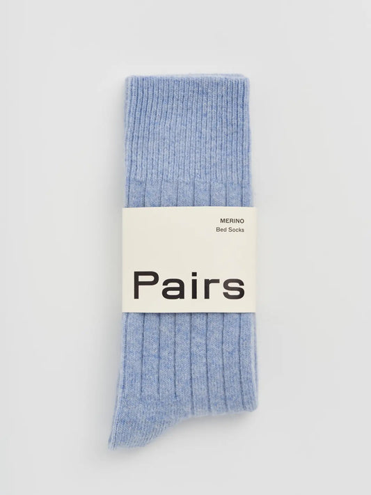 Pairs merino bed socks in morning blue, large, ribbed, with a Pairs paper band