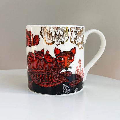 Lush Designs Fox & Cubs mug: a red fox curled with cubs