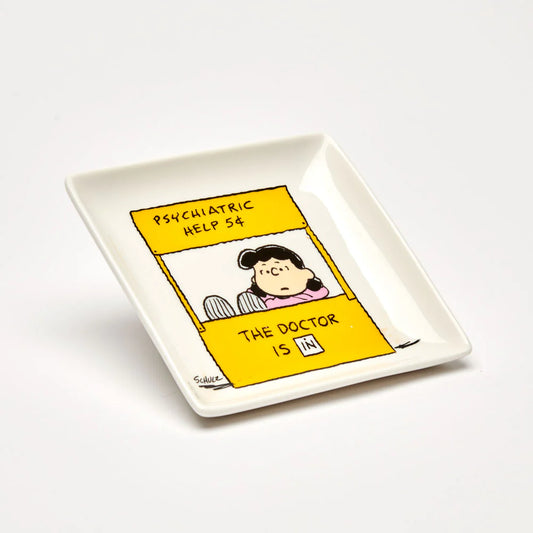 Peanuts trinket tray: Lucy in her 'Psychiatric help 5¢ – The doctor is in' booth