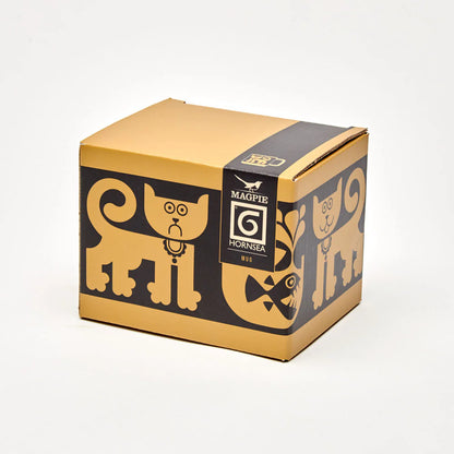 Cat and piranha mug gift box