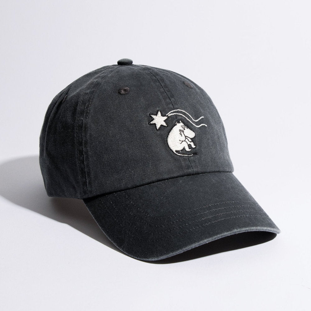Nordic Buddies washed grey cap with an embroidered Moomintroll and shooting star