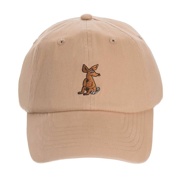 Beige cap with a small embroidered Sniff on the front