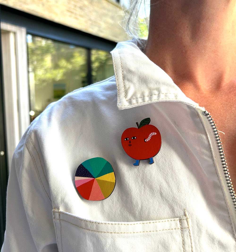 donna-wilson-colour-wheel-pin-badge-2