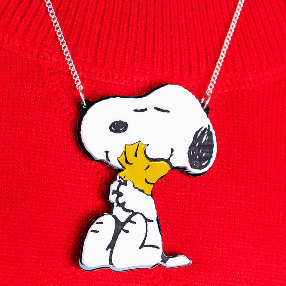 tatty-devine-x-peanuts-snoopy-woodstock-forever-necklace_174011-2